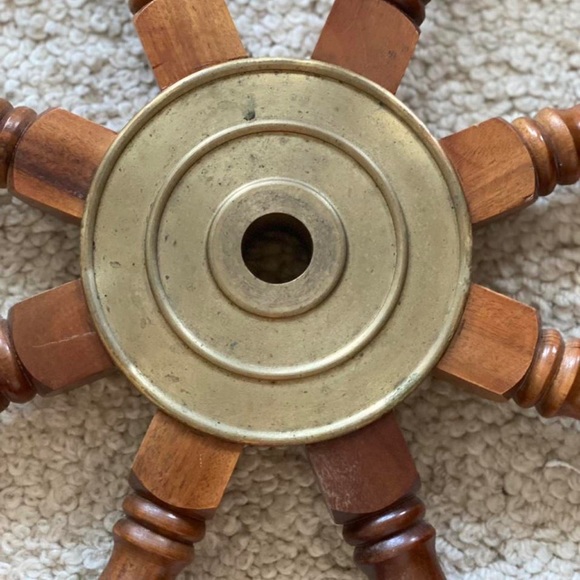 Antique Yacht Steering Wheel ⛵️ - Picture 3 of 4